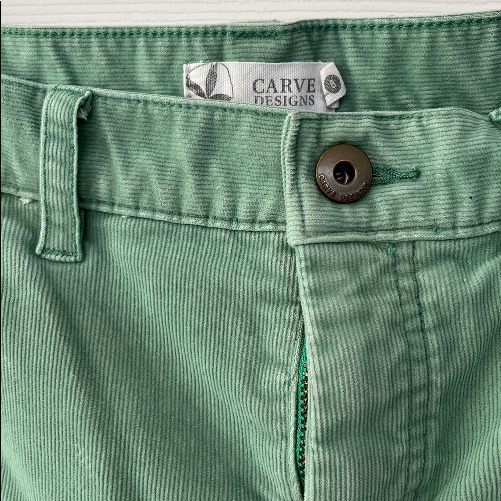 Carve Designs Oahu 4” Green Corduroy Shorts - Sz 8 - Picture 2 of 11